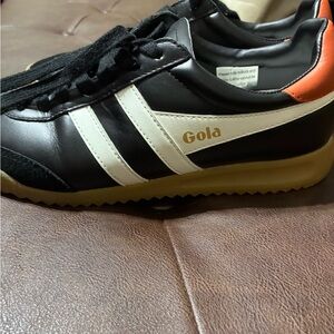 Women sneaker 7.5 Gola